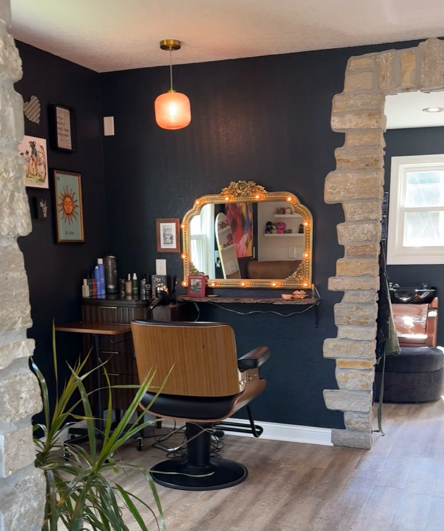 Cosmic Aura Collective in West Bend, WI