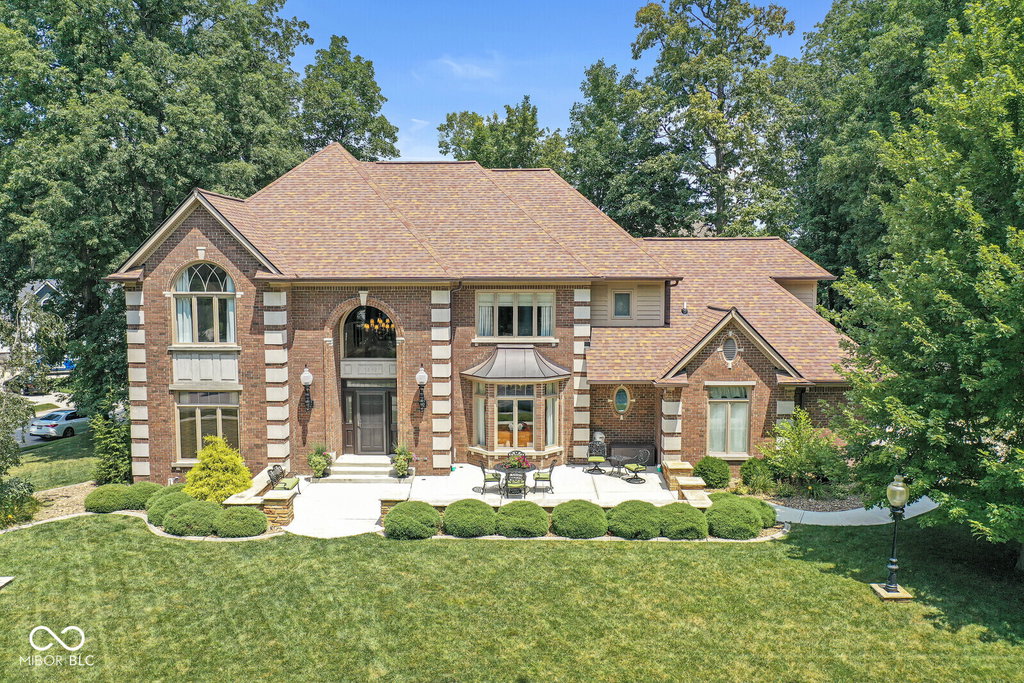 Sarah Noel - Real Estate With Style in Plainfield, IN (2)