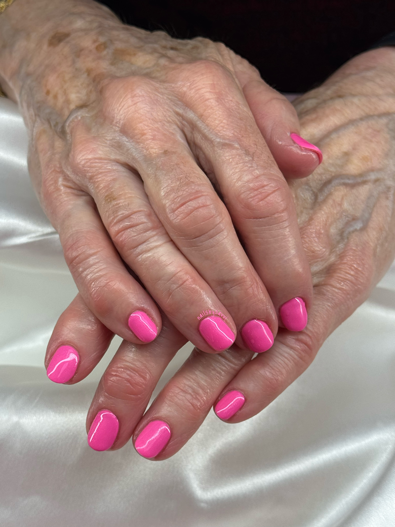 Nails By Savvi in Brookfield, WI (2)