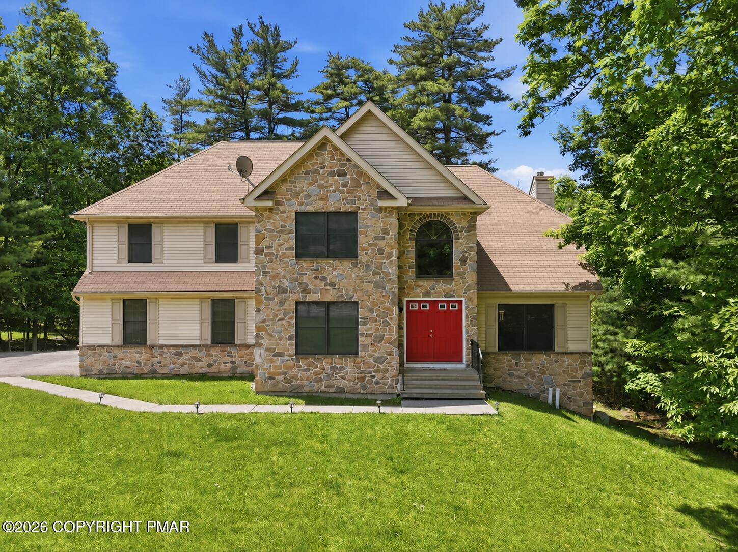 Suzanne Kasperski, Realtor in Stroudsburg, PA (5)