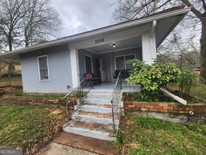 Kay Piper, Broker/Owner The Magnolia Realty Group, LLC in Porterdale, GA (4)