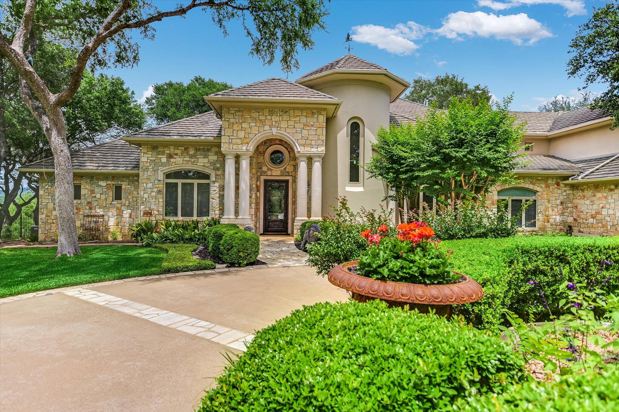 Kathryn Scarborough Real Estate in Austin, TX