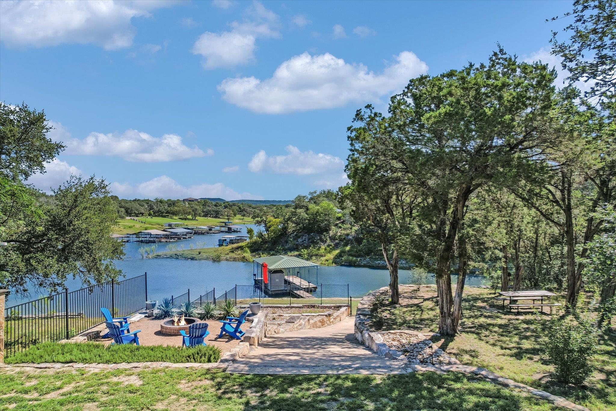 Kathryn Scarborough Real Estate in Austin, TX (2)