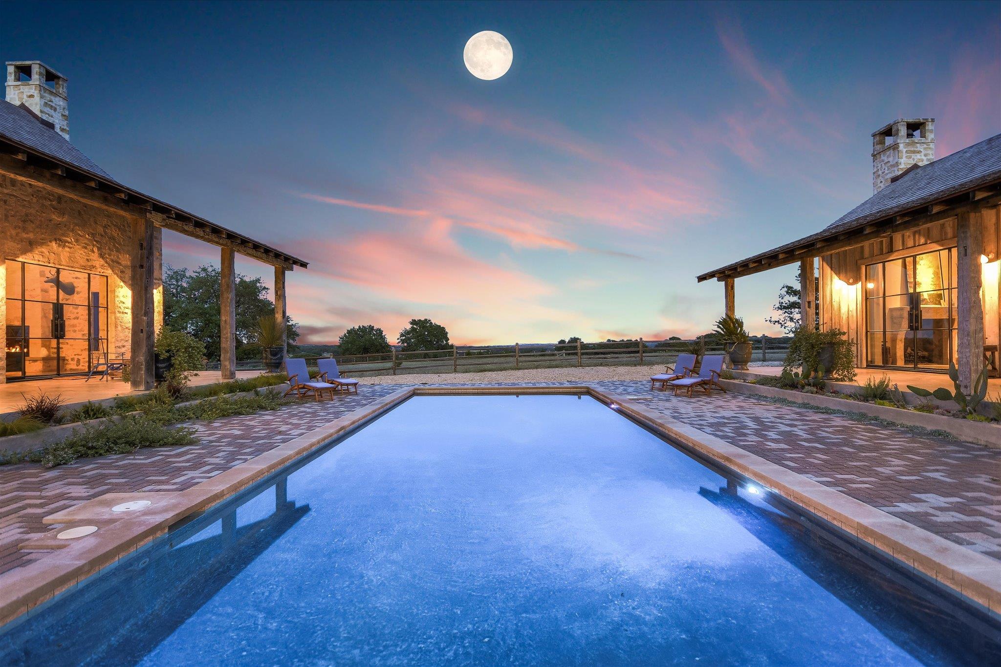 Kathryn Scarborough Real Estate in Austin, TX (3)