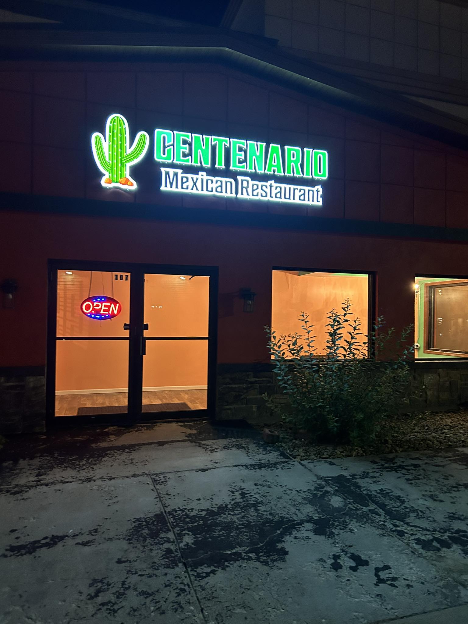 Centenario Restaurant in Waunakee, WI (6)
