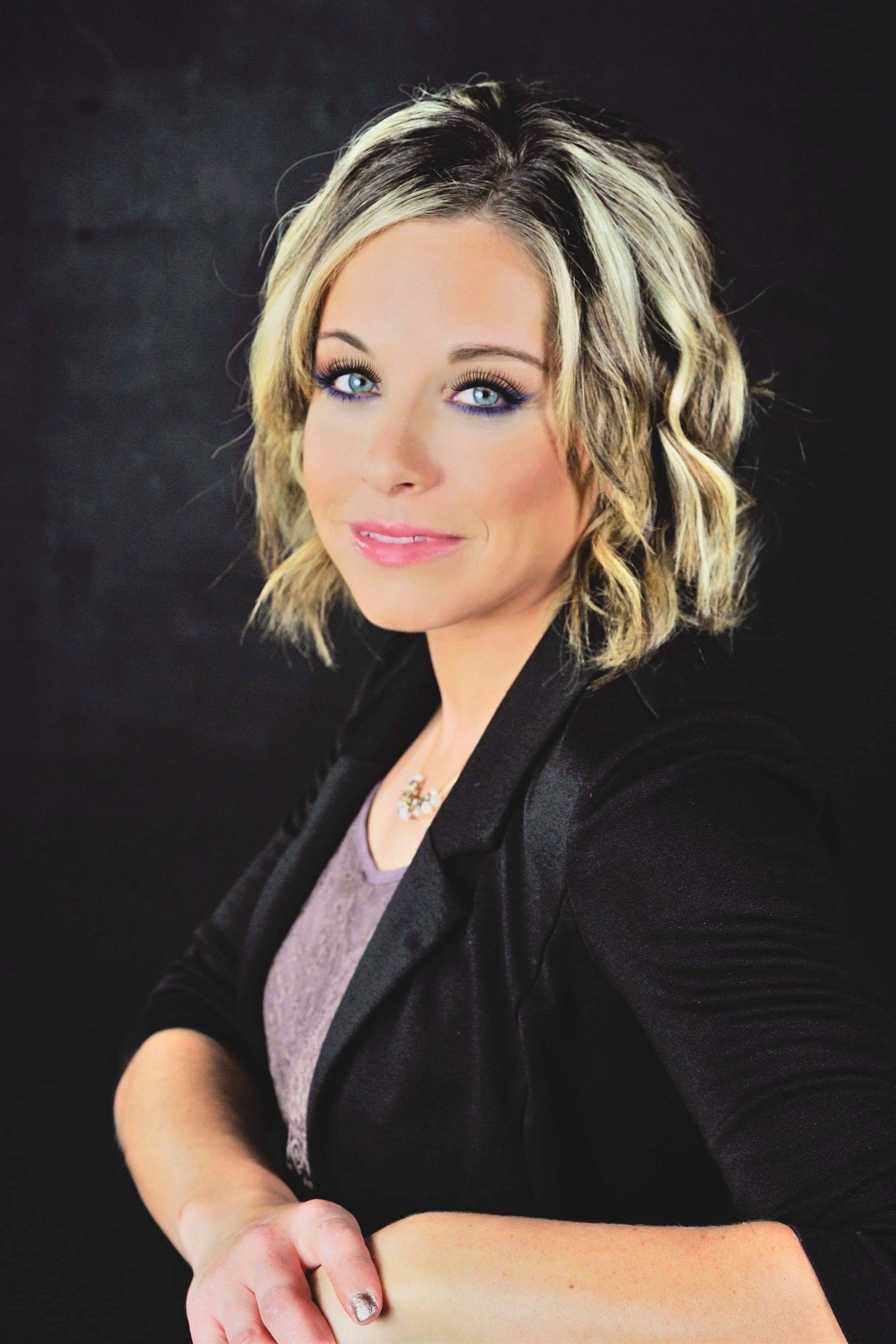 Cassie Bell, Real Estate Agent - Suchland Realty Group in Van Wert, OH