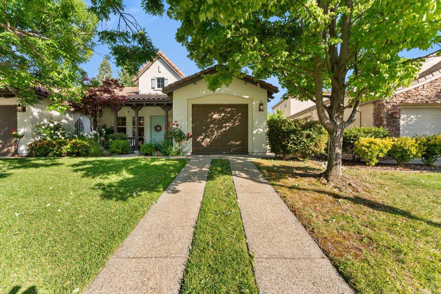 Mercedeh Sheik | Best REALTOR® in Granite Bay Roseville South Placer Area | Nick Sadek Sotheby's International Realty in Roseville, CA (3)