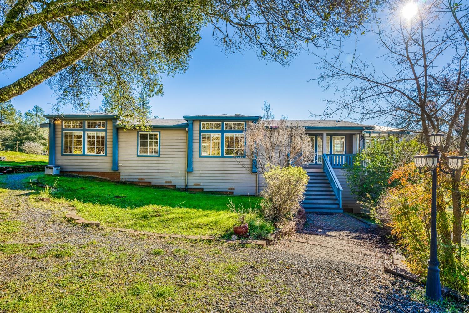 Mercedeh Sheik | Best REALTOR® in Granite Bay Roseville South Placer Area | Nick Sadek Sotheby's International Realty in Roseville, CA (4)