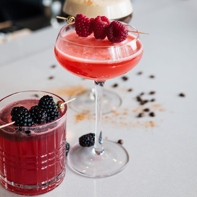 OU LA Restaurant & Bar in Carteret, NJ
