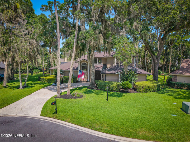 Kristina Hinson Realtor Coldwell Banker Vanguard Realty in Fleming Island, FL (4)