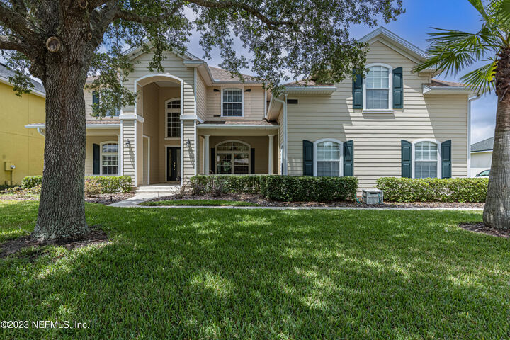 Kristina Hinson Realtor Coldwell Banker Vanguard Realty in Fleming Island, FL (6)