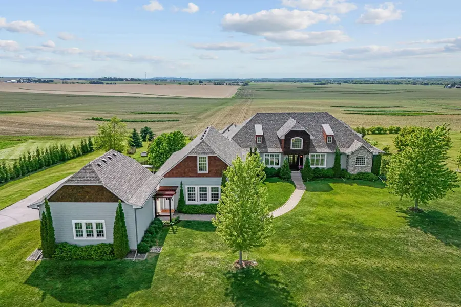 Homes by Hannah Inc. in Springbrook, WI (6)