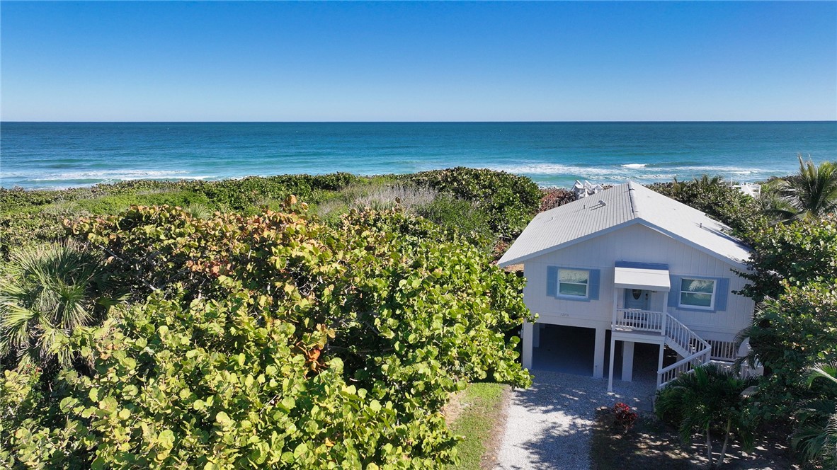 Kristin Dobson Top Luxury Realtor in Vero Beach, FL (2)