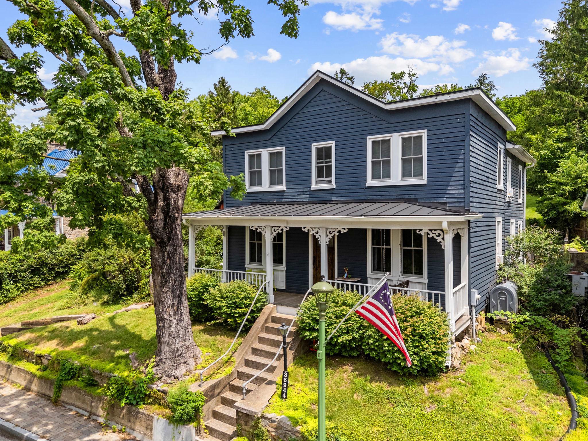 Debbie Meighan, Realtor. in Middleburg, VA