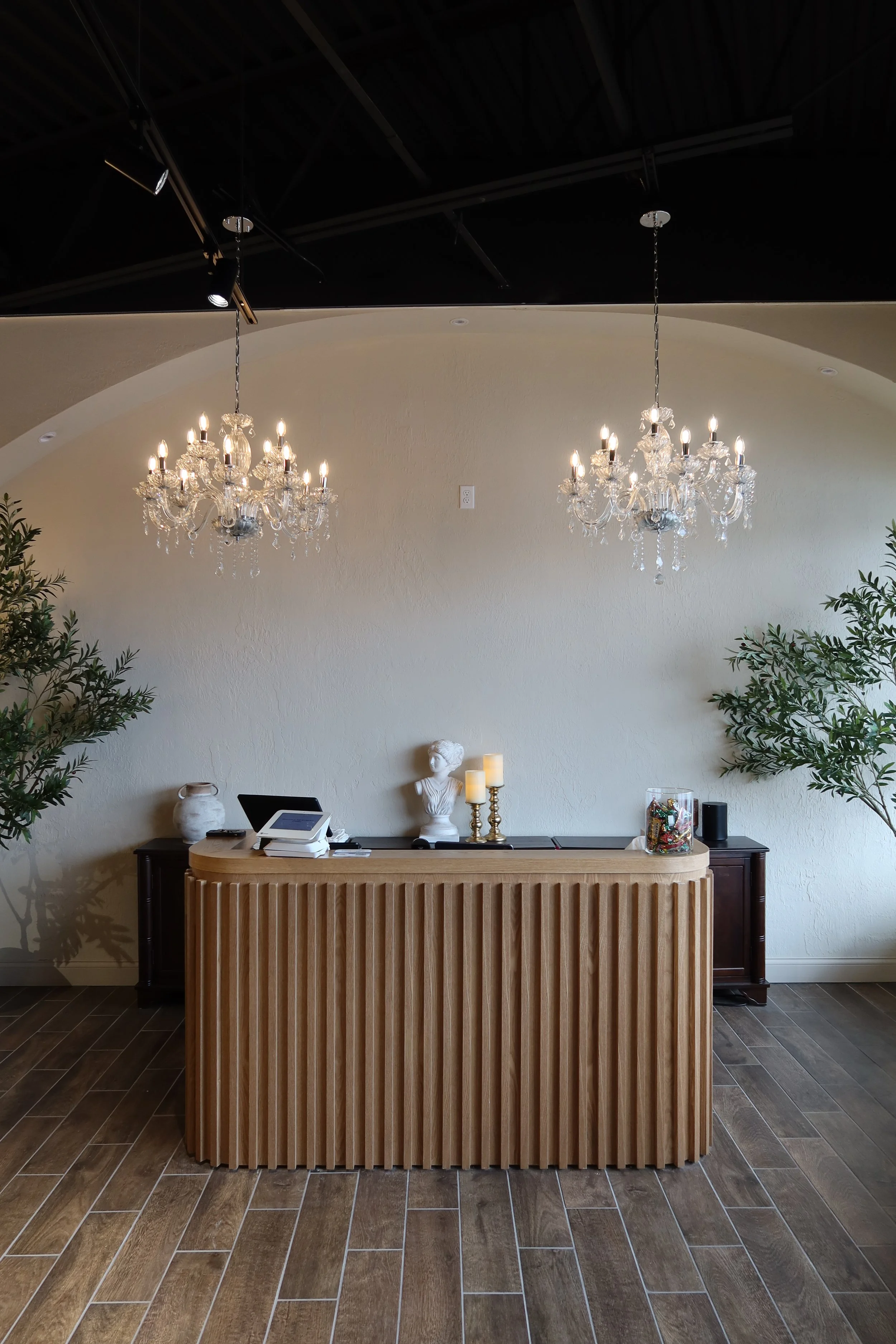 HoneyGirl Blowout Bar in Canton, OH (3)