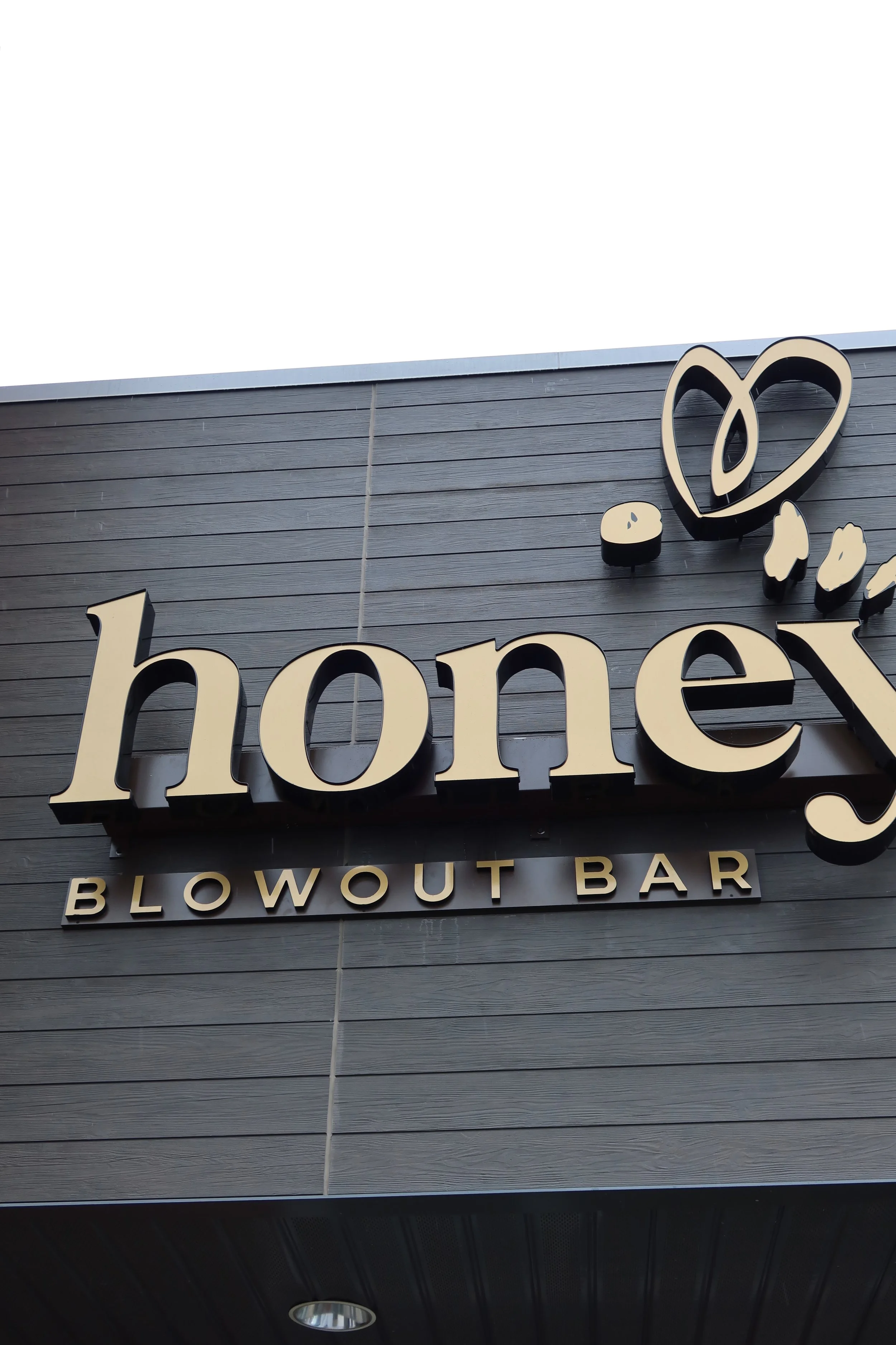 HoneyGirl Blowout Bar in Canton, OH (6)