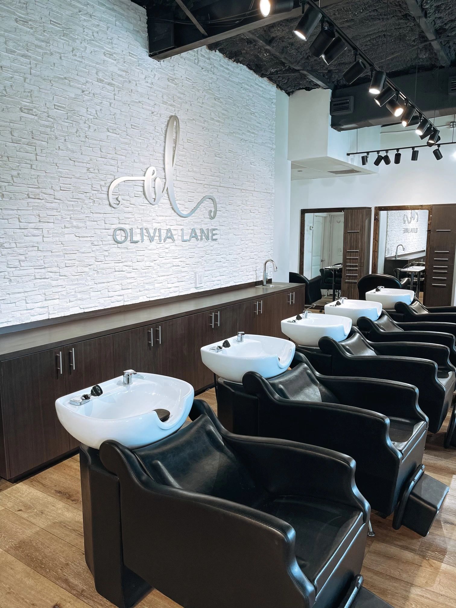 Olivialane Salon in Lynn Haven, FL