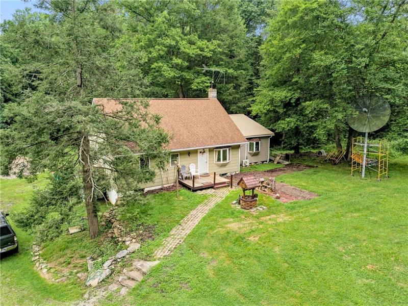 Rachael Shroyer, Berkshire Hathaway HomeServices The Preferred Realty in Ligonier, PA