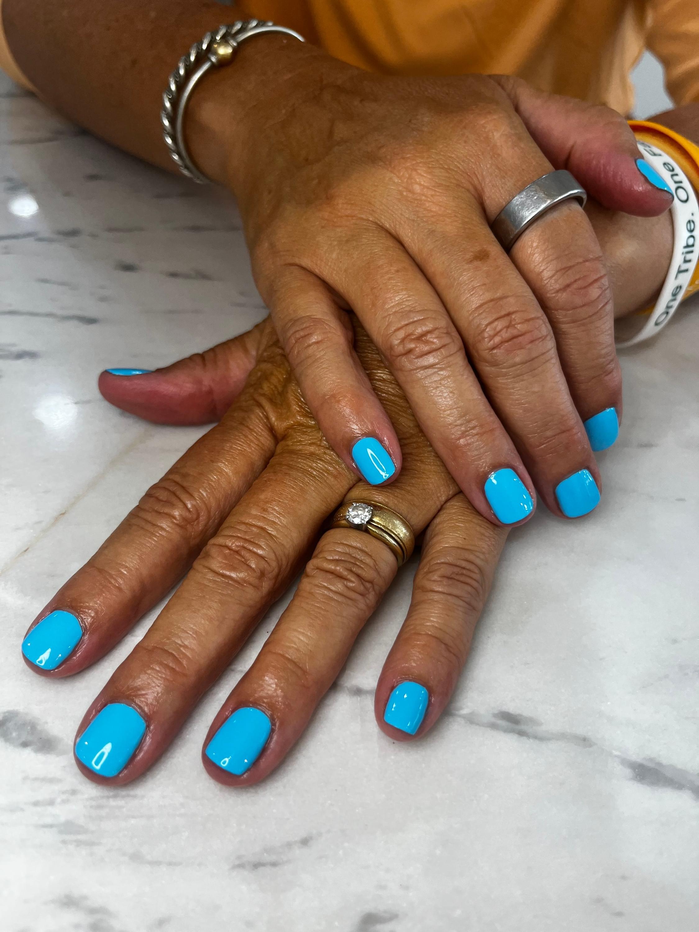 N2 natural nails in Williamsburg, VA (3)