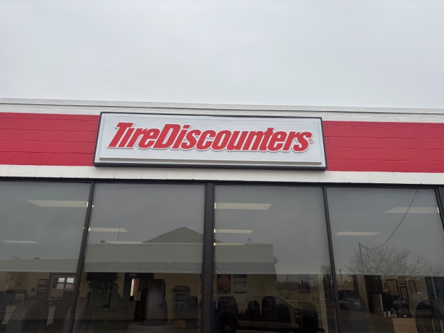 Leete Tire Discounters in Emporia, VA (2)