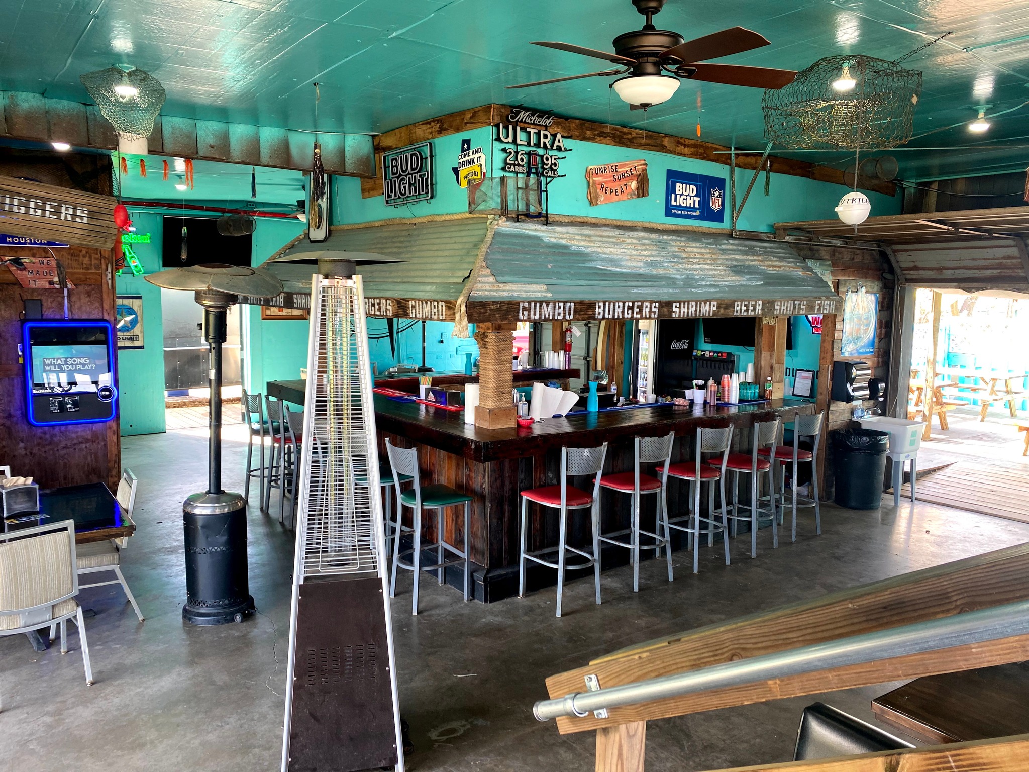 Outrigger's Bar & Grill in Freeport, TX