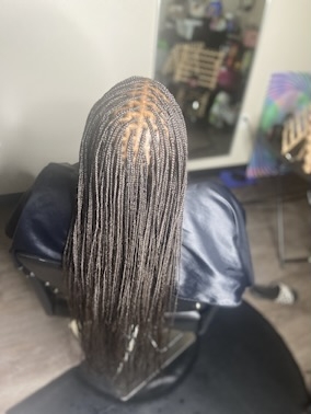 Bossy Crowns Braid Lounge in Lithonia, GA (3)