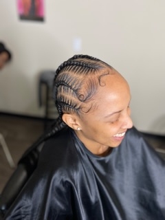 Bossy Crowns Braid Lounge in Lithonia, GA (4)