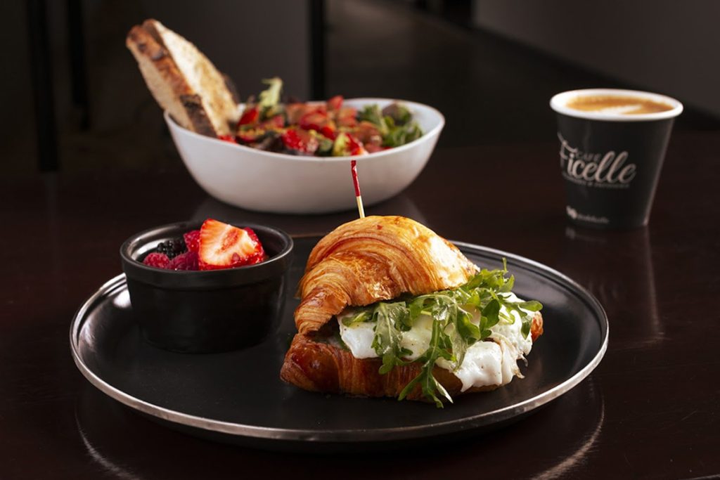 Café Ficelle in Ventura, CA