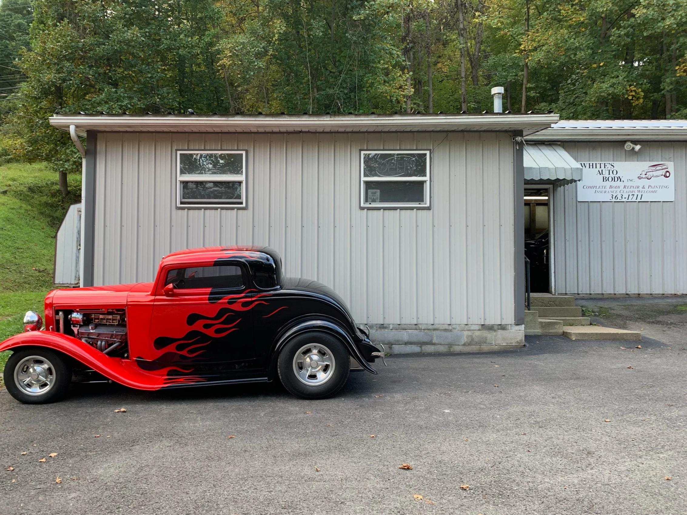 White's Auto Body in Fairmont, WV