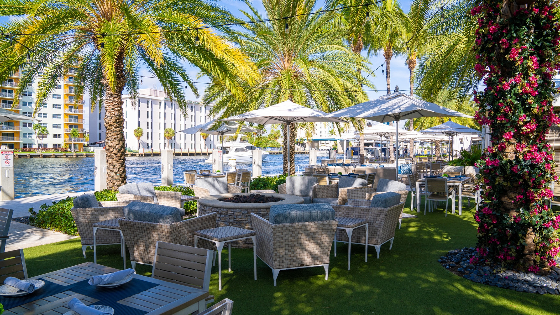 Shooters Waterfront in Fort Lauderdale, FL (2)