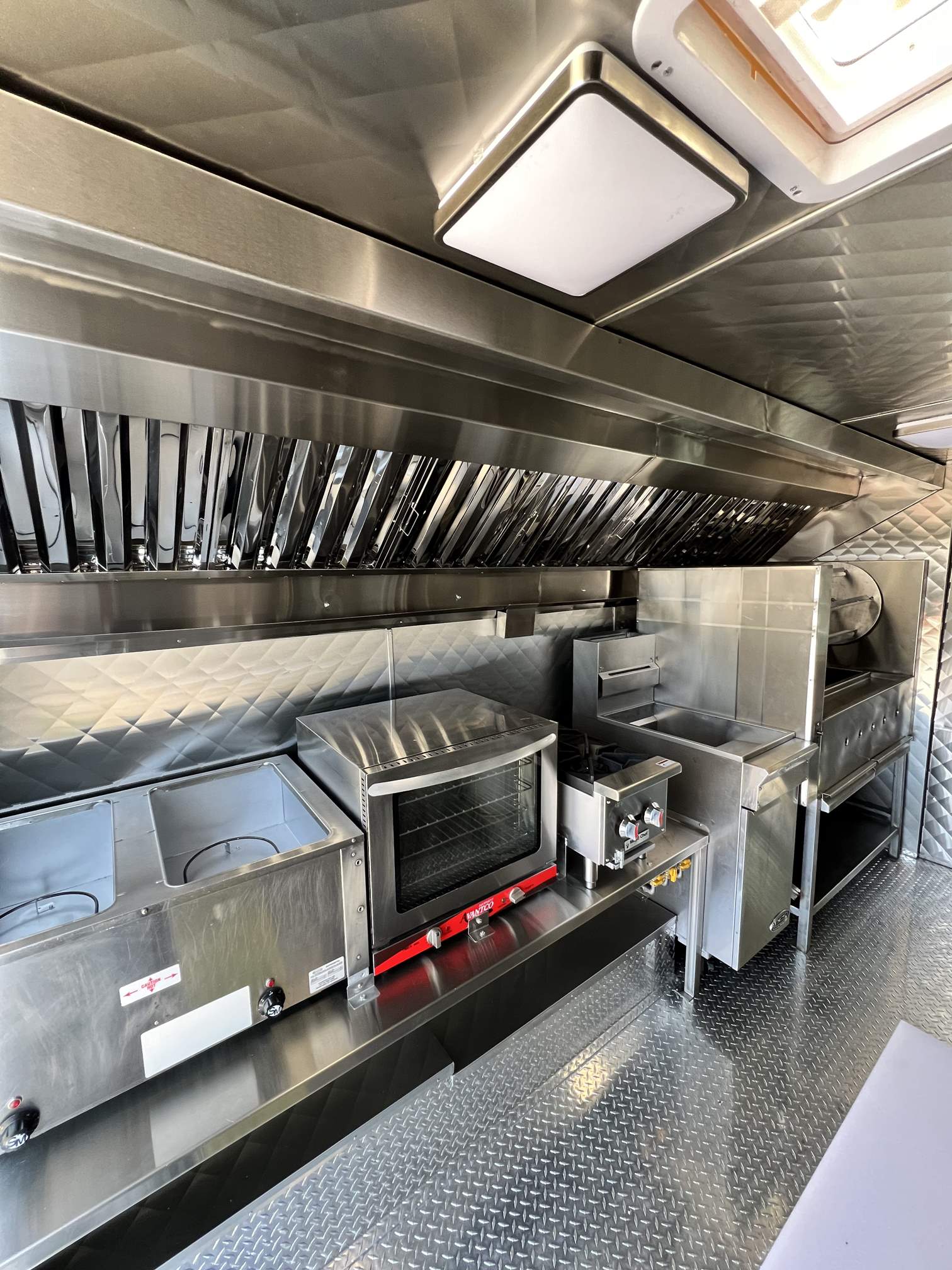 Medieval Food Truck Fabrications in Cicero, IL (2)