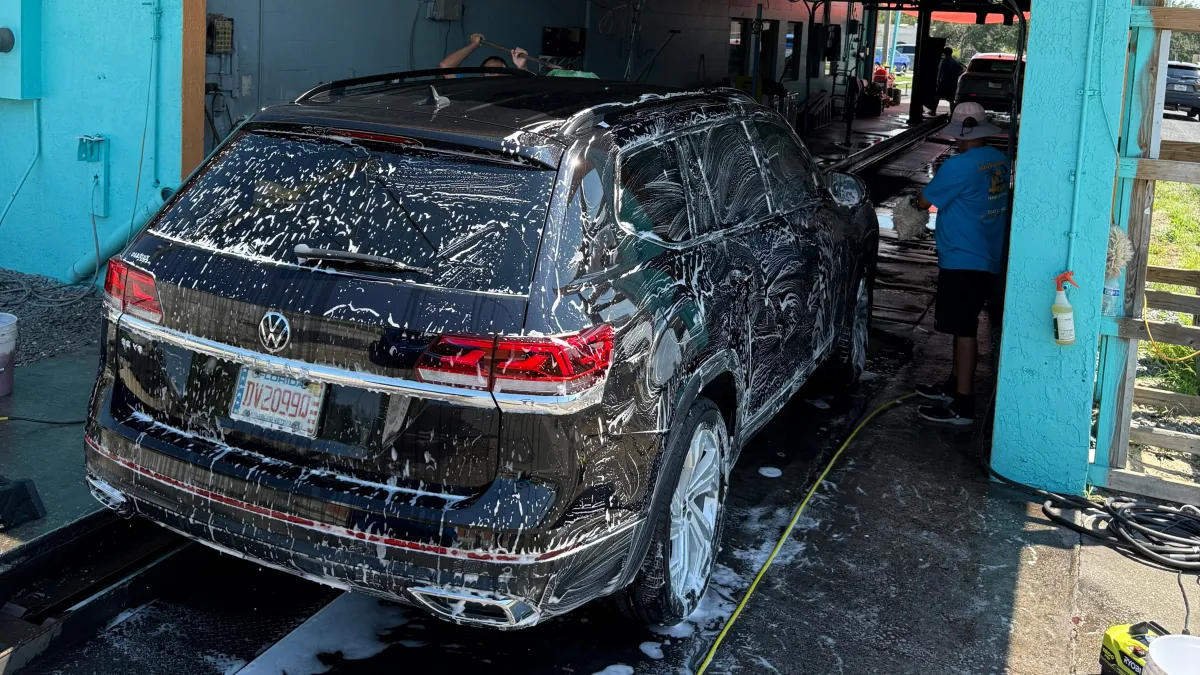 Weeki Washee Car Wash & Detail Center in Brooksville, FL (2)