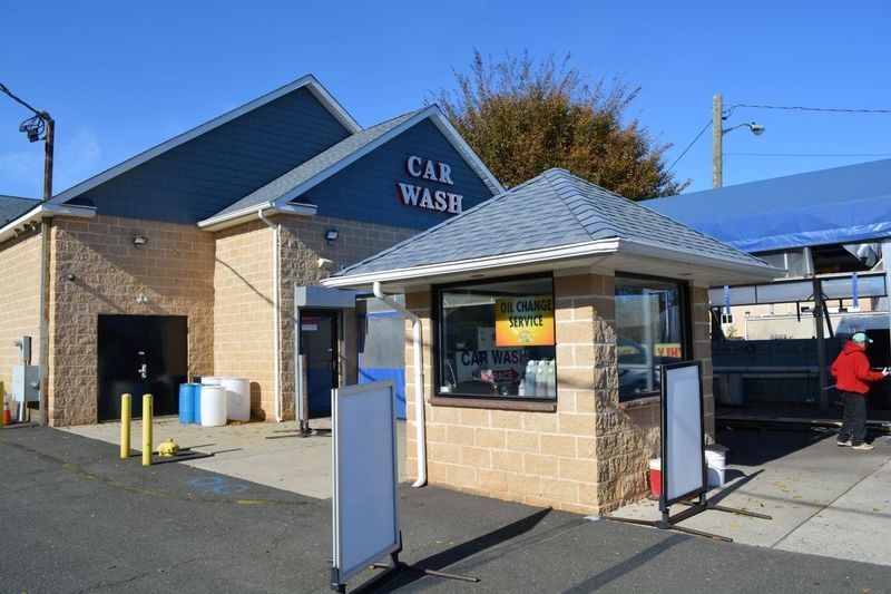 Frankie's Car Wash & Valvoline Express Care Oil Change Center Bloomfield in Bloomfield, NJ (4)