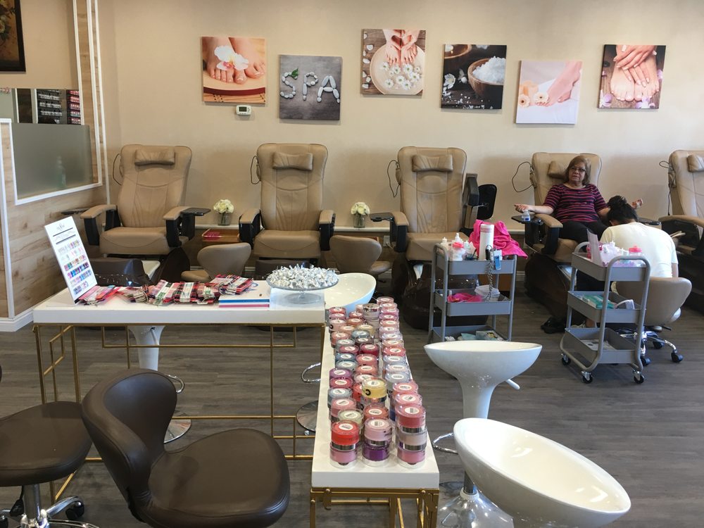 Bella #1 Nails & Spa in Fountain Valley, CA (2)