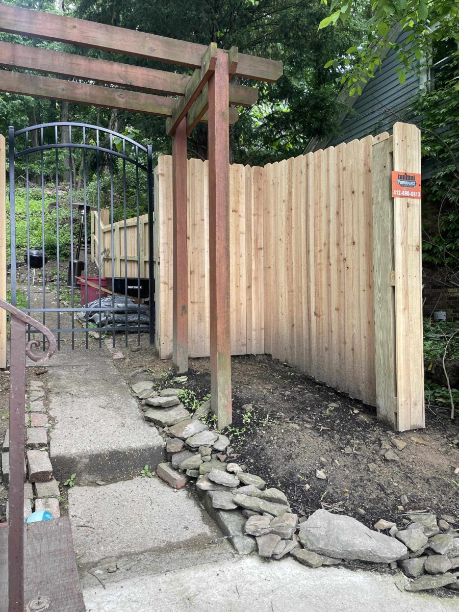 Performance Fencing LLC in Mc Kees Rocks, PA (4)