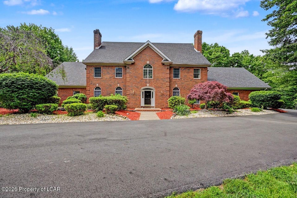 Classic Properties in Clarks Summit, PA (5)