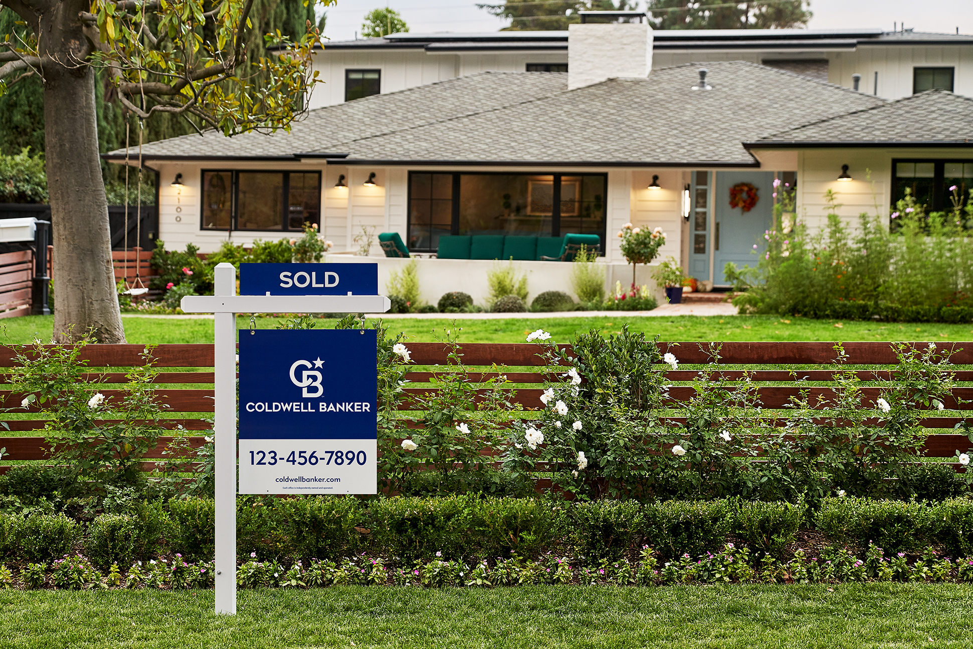 Anita Maxwell - Coldwell Banker Realty in San Carlos, CA