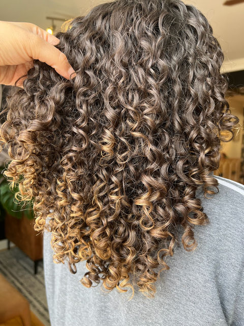 Magnolia Curl Bar in Warrenton, VA (3)