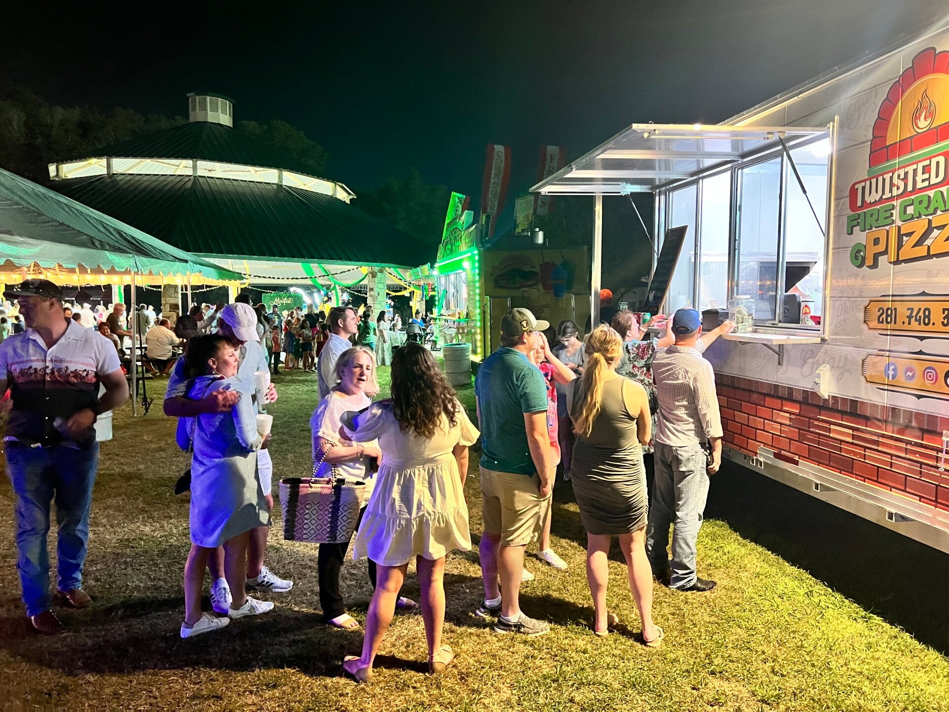 Twisted Oak Fire Crafted Pizza in Brenham, TX (3)