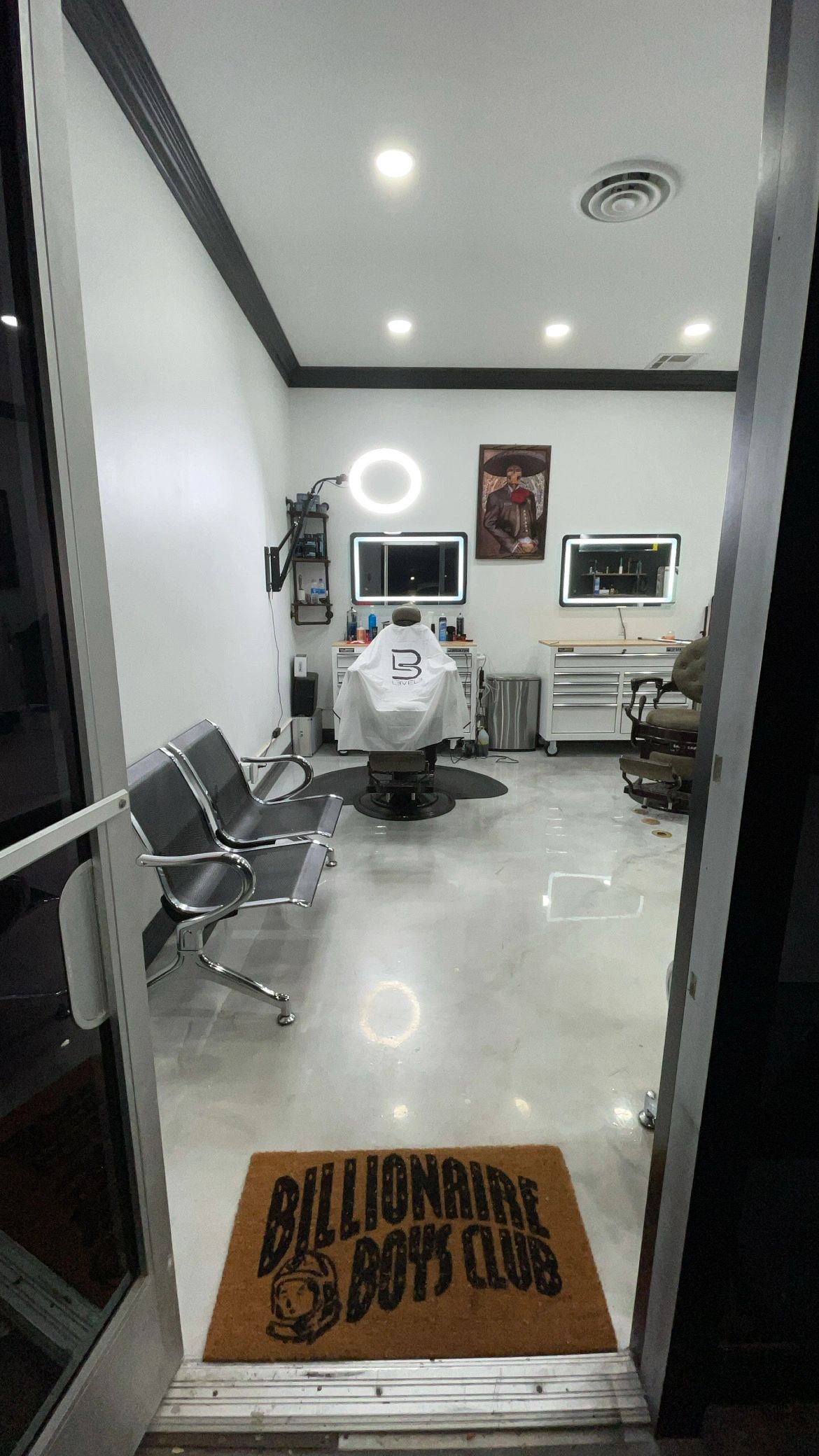 Elite Barber Parlor in Oxnard, CA