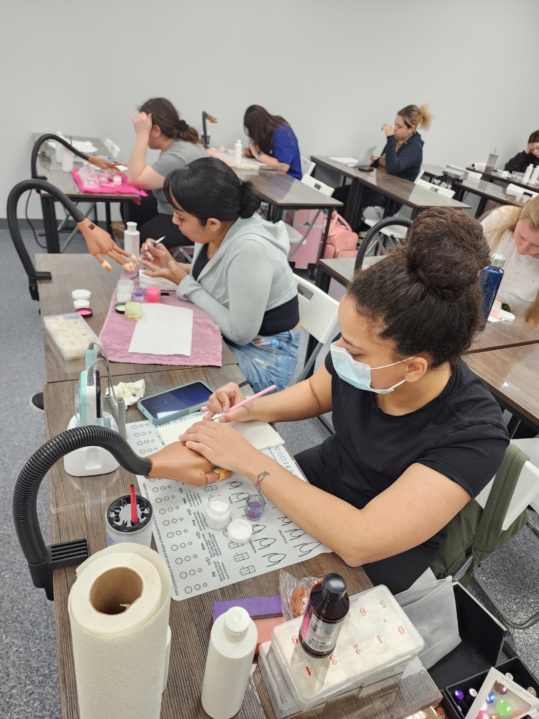 A Plus Nail School in Franklin Park, IL (5)