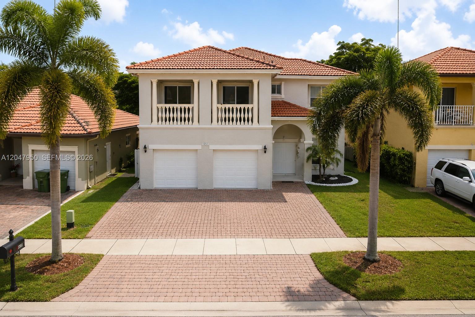 Guadalupe Ada Ceballos, Delux Royal Real Estate, LLC. in Davenport, FL (4)