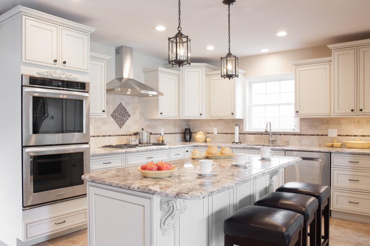 Kitchen and Bath Cabinets Center in Lincolnwood, IL (4)