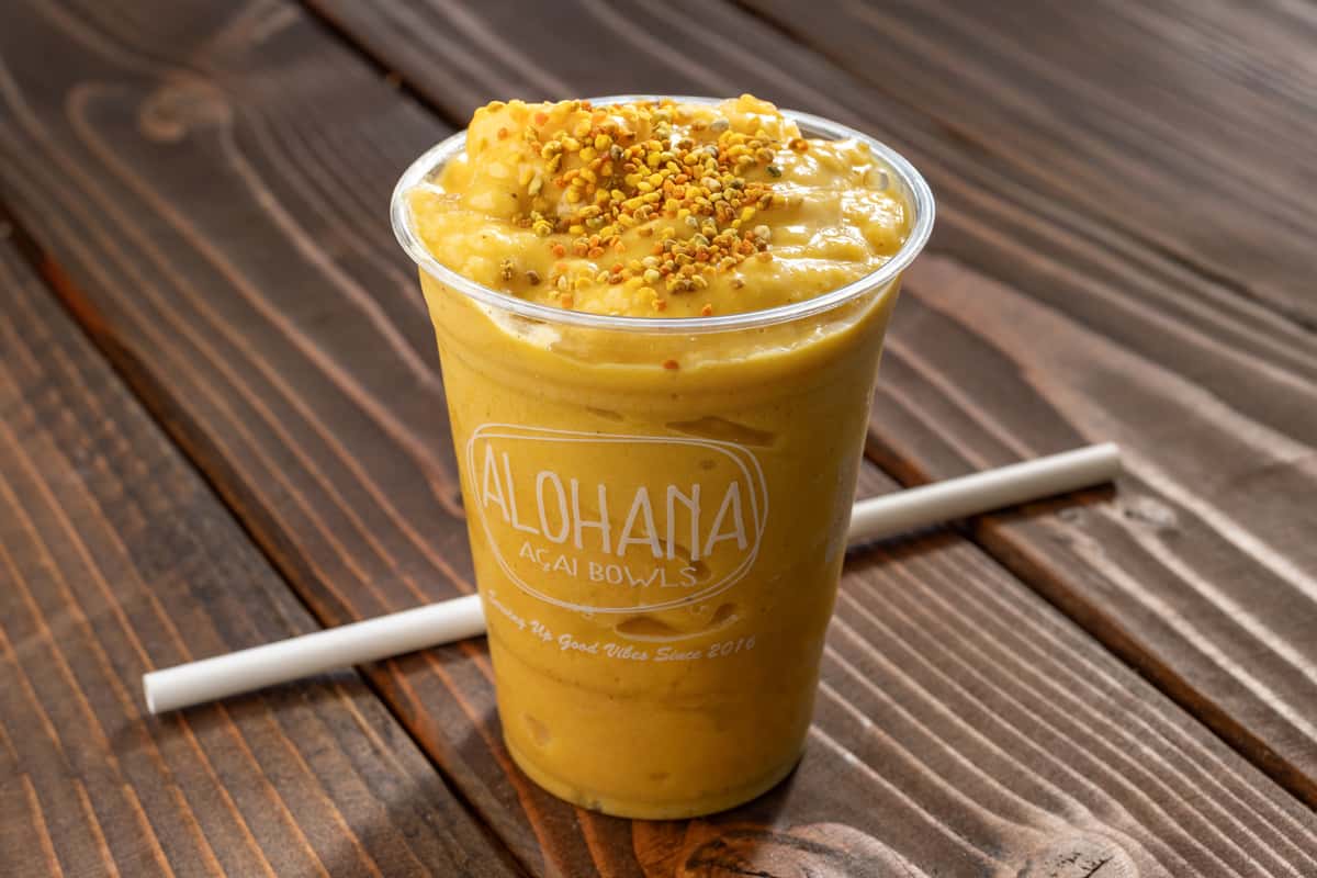 Alohana Acai Bowls & Coffee / Capo Beach in San Clemente, CA (4)