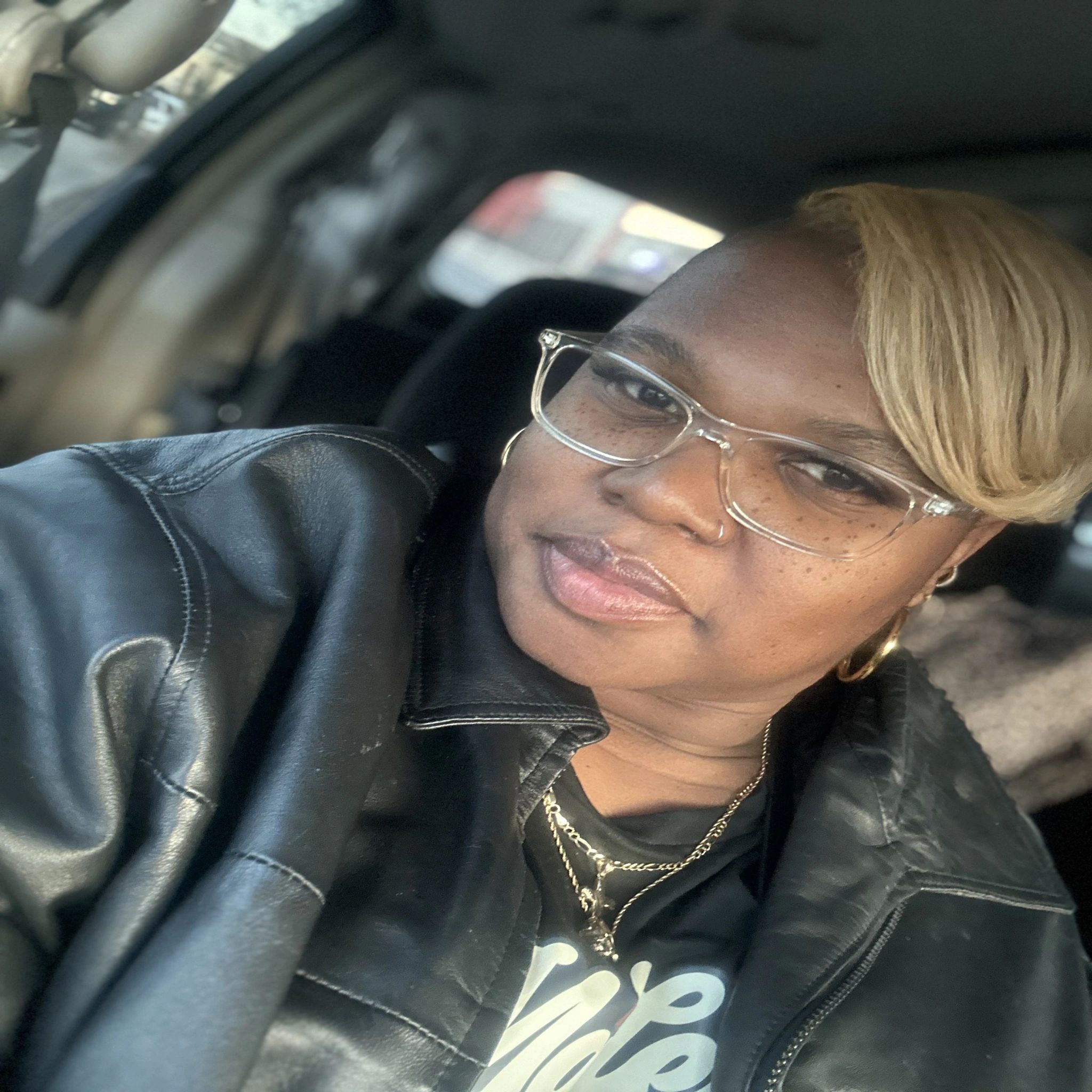 Dee Braids and Styles in Jenkinsburg, GA