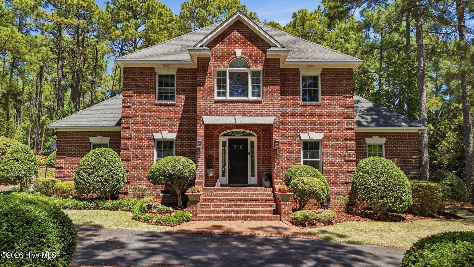 Betsy Robinson REALTOR - Everything Pines Real Estate in Whispering Pines, NC (6)