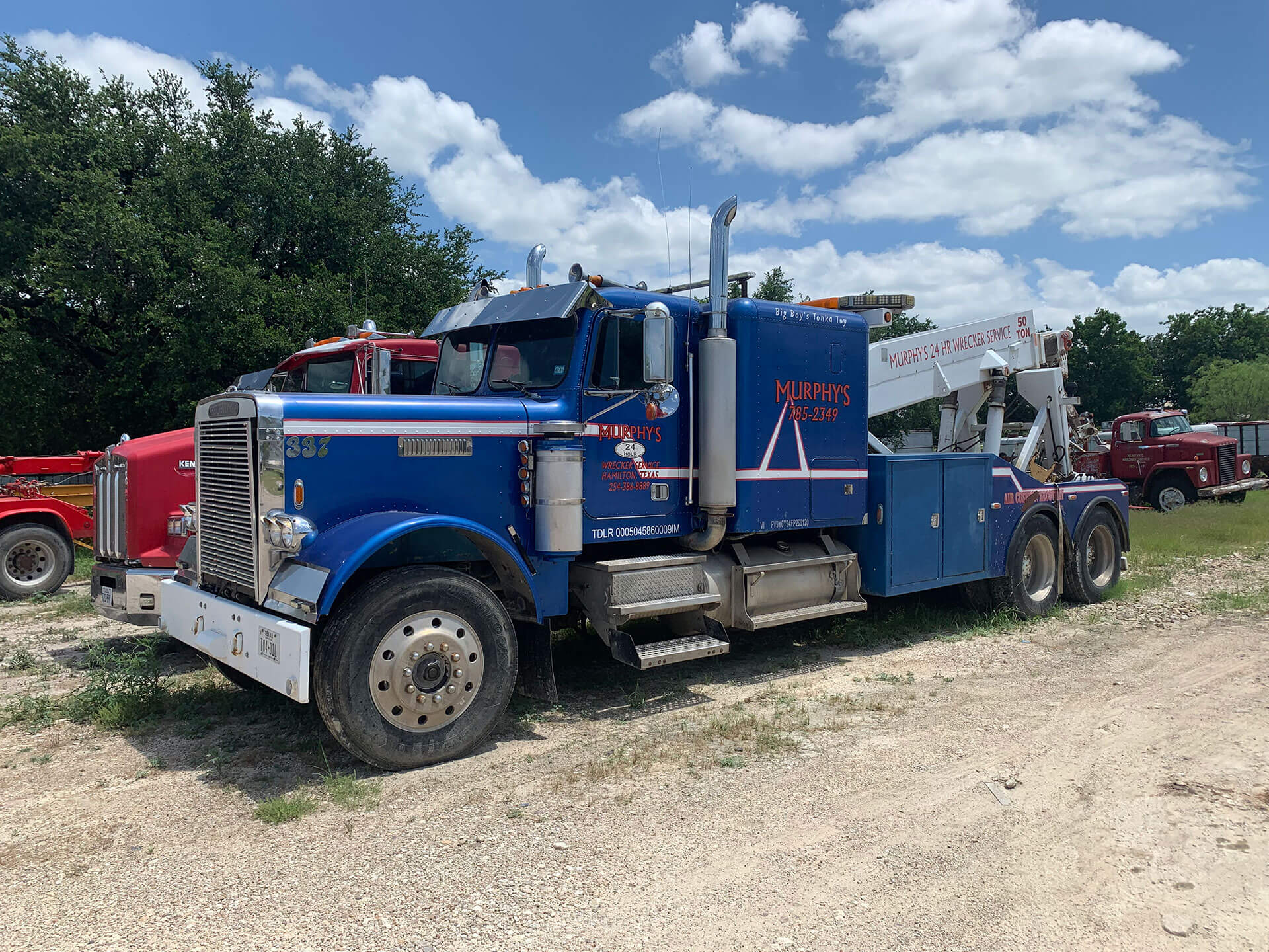 Murphy's 24-Hr Wrecker Service, LLC in Hamilton, TX (2)