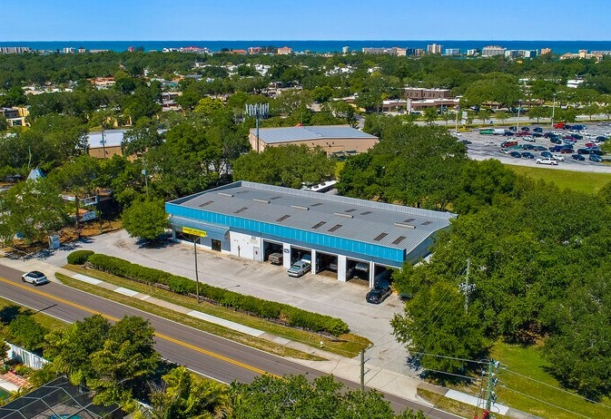 Calibey’s Oakhurst Auto Service Center in Seminole, FL (6)