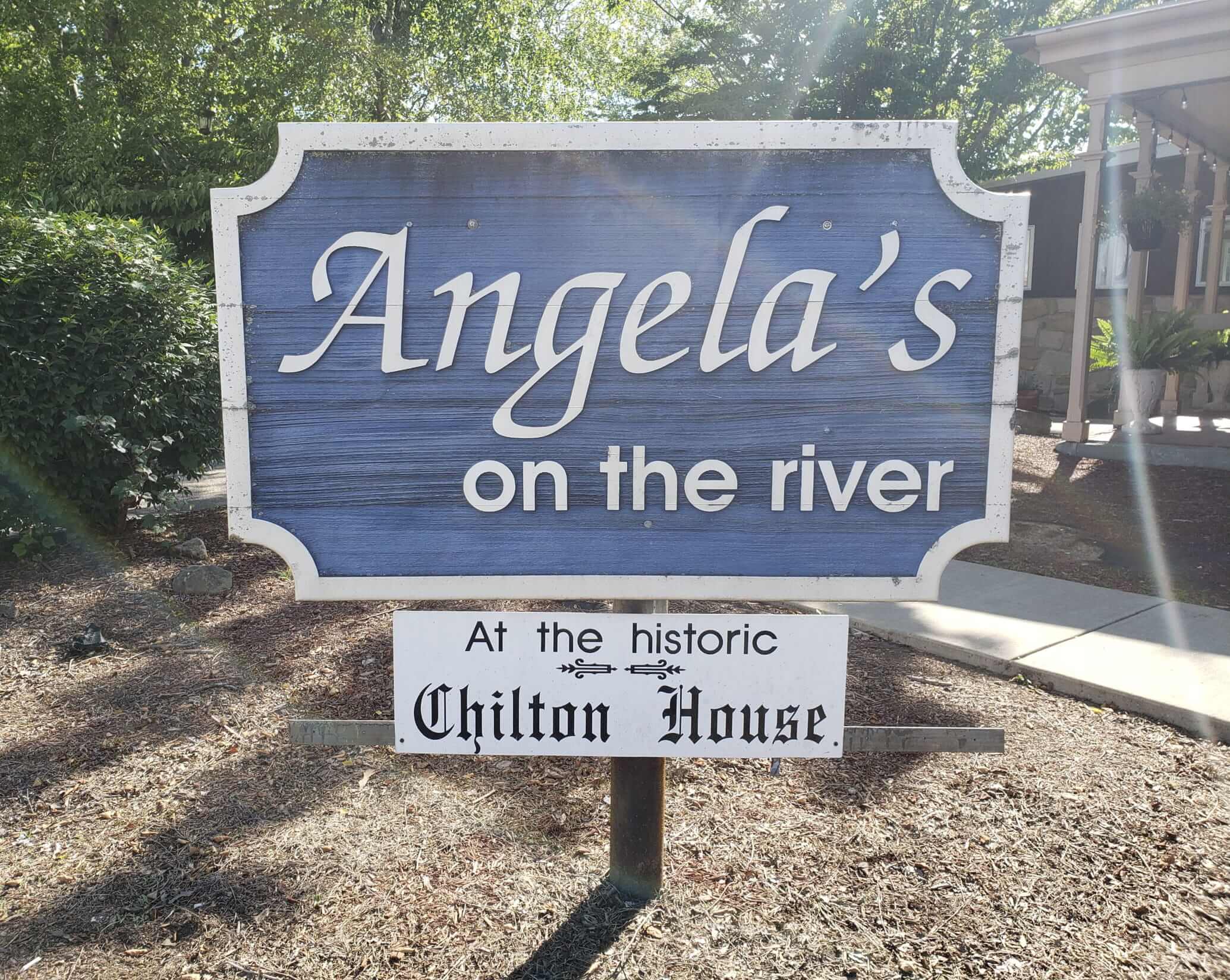 Angela’s on the River in St Albans, WV
