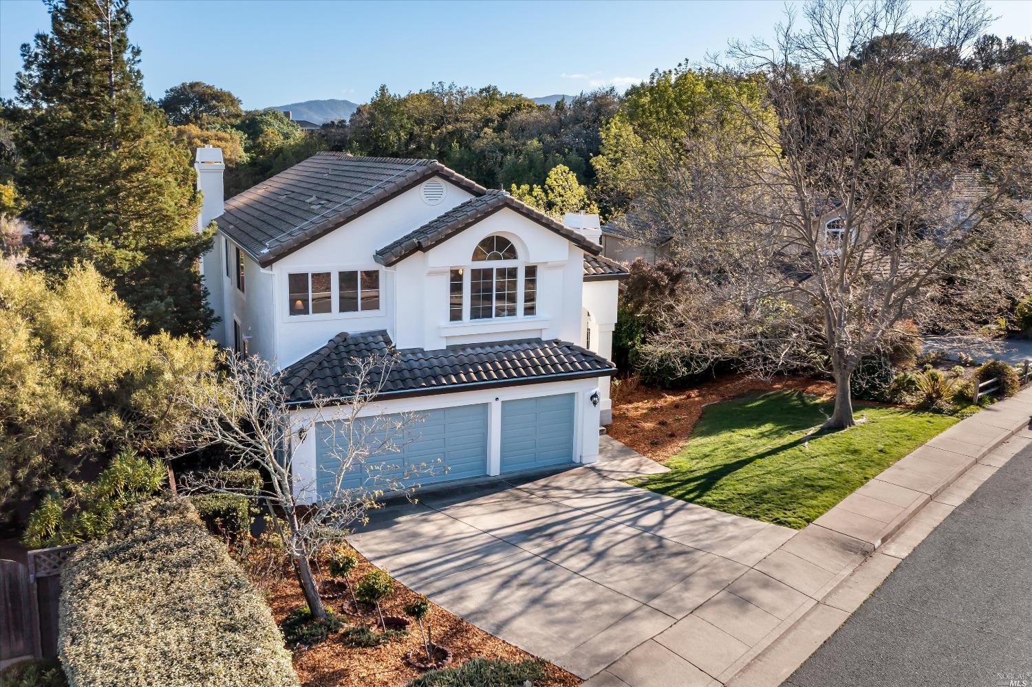 Annaliese Quisisem | Realtor | Ajility Real Estate in Rohnert Park, CA (3)